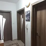 Апартаменты Nana's *