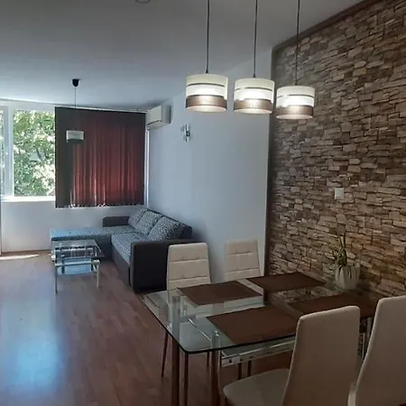 Nana's Appartamento Varna